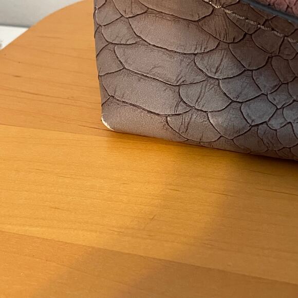 Guess Colorblock  Satchel Bag White Pink Gray Faux Snakeskin Y2K Purse Handbag - Picture 9 of 14